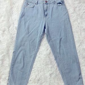 Denim Blvd Los Angeles, US 11 light blue jeans, straight ankle cut
